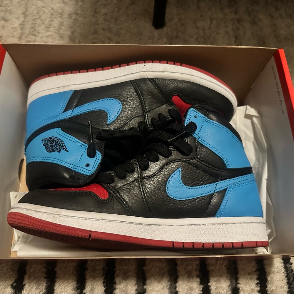 Nike Jordan 1 high og NC to CHI